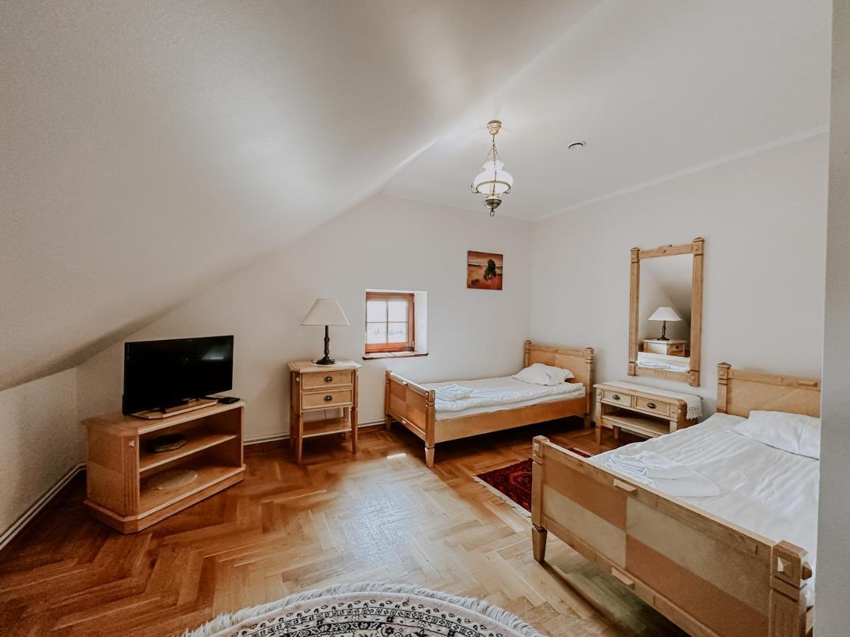 Hotel Dwór Mościbrody Siedlce Exterior foto