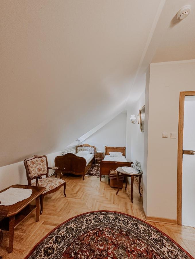 Hotel Dwór Mościbrody Siedlce Exterior foto